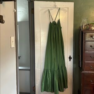 Elegant Green Maxi Dress